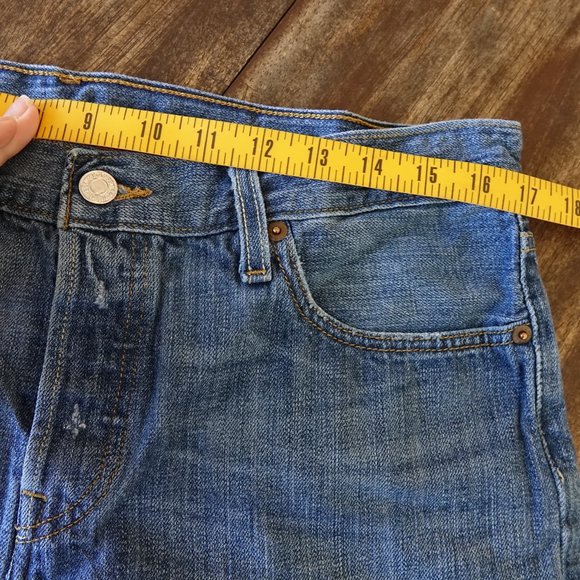LEVI'S Medium Wash Button Fly 501 High Rise Shorts 31 - Picture 5 of 7